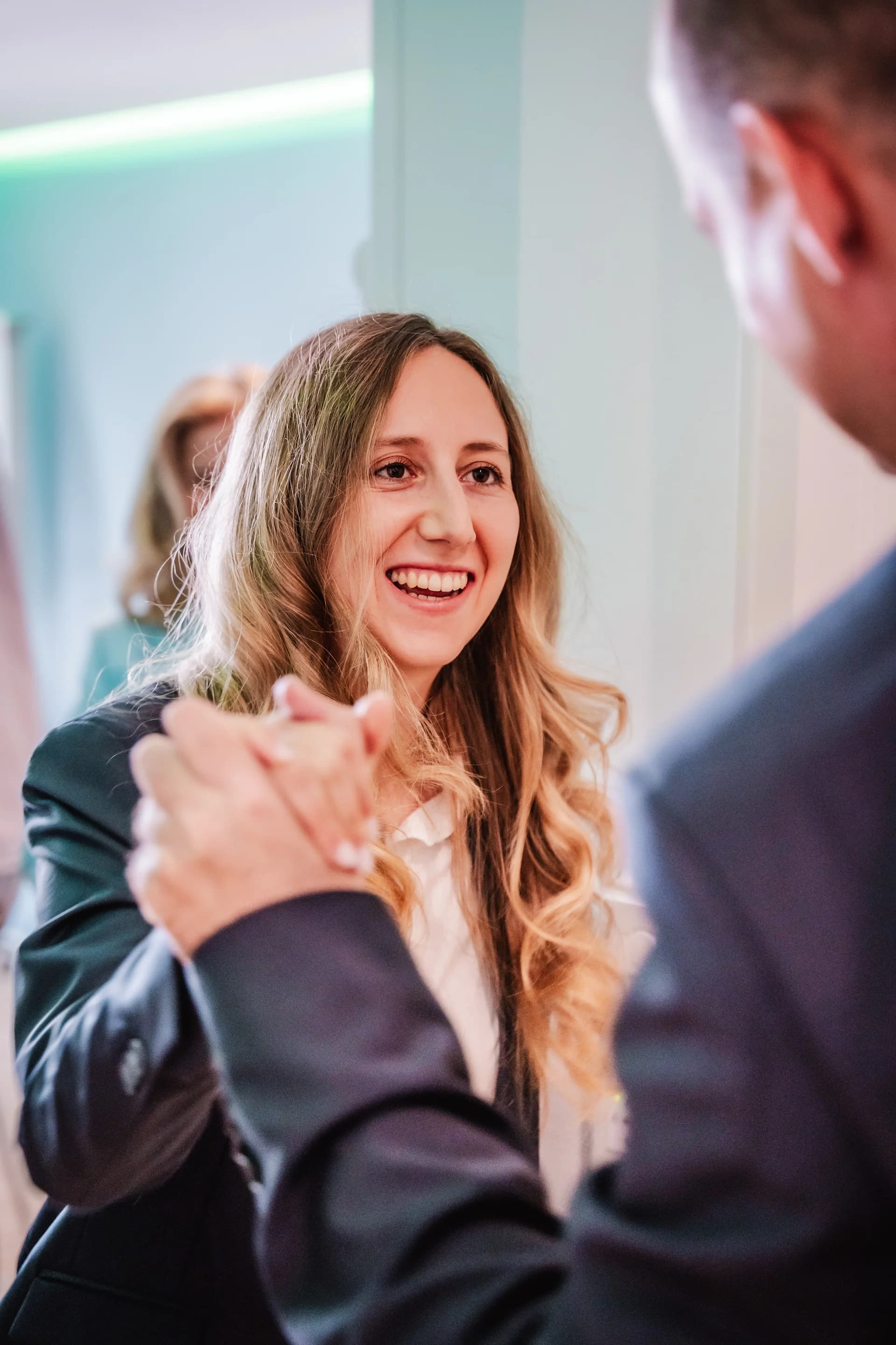 Beratungsabschluss zur Baufinanzierung bei Moneyguide — vertrauensvolle Begleitung bis zur Schlüsselübergabe